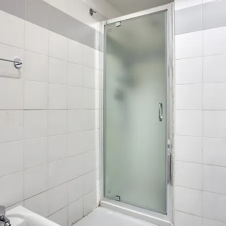 Hostmate - - Oldrado - Nolo * Milano